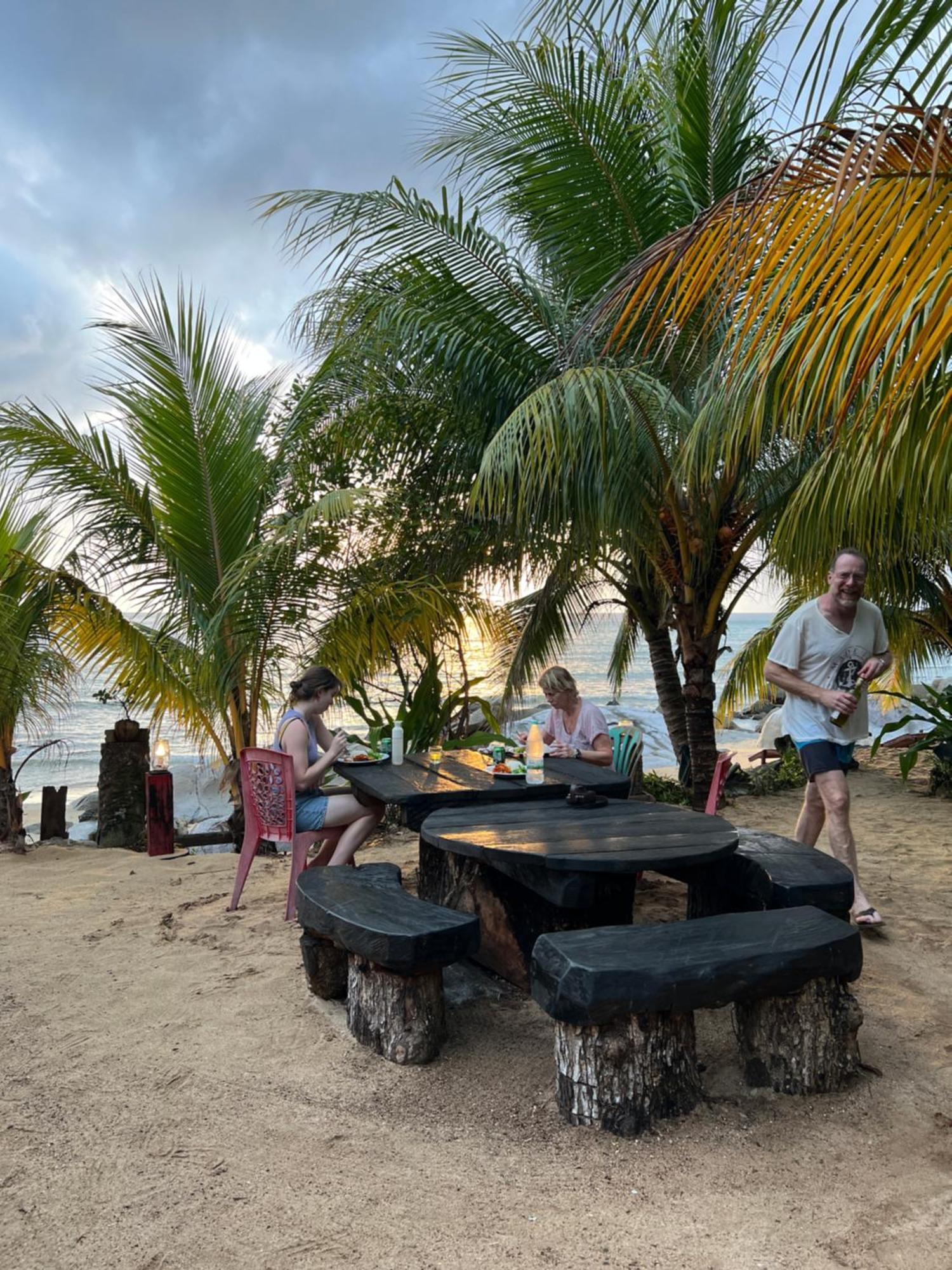 Beach House Kampung Genting Ngoại thất bức ảnh