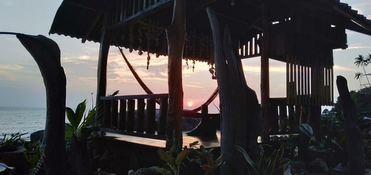 Beach House Kampung Genting Ngoại thất bức ảnh