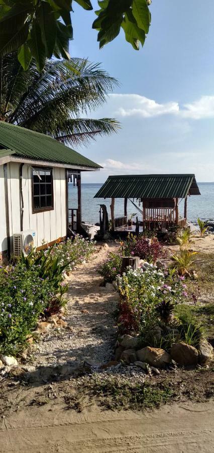 Beach House Kampung Genting Ngoại thất bức ảnh